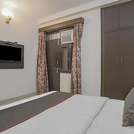 Capital O 84115 Hotel Sun Villa Nuova Delhi Esterno foto
