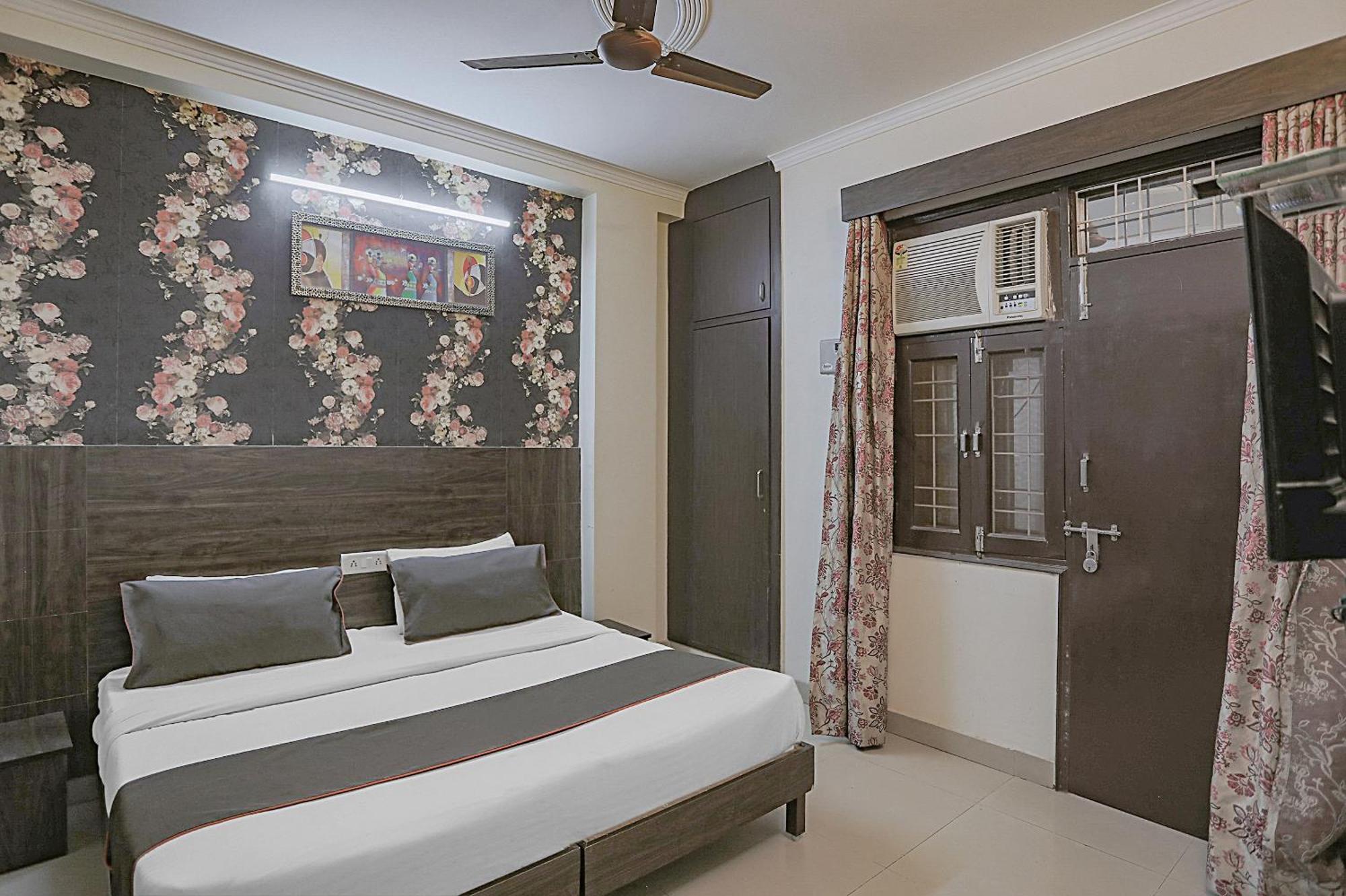 Capital O 84115 Hotel Sun Villa Nuova Delhi Esterno foto