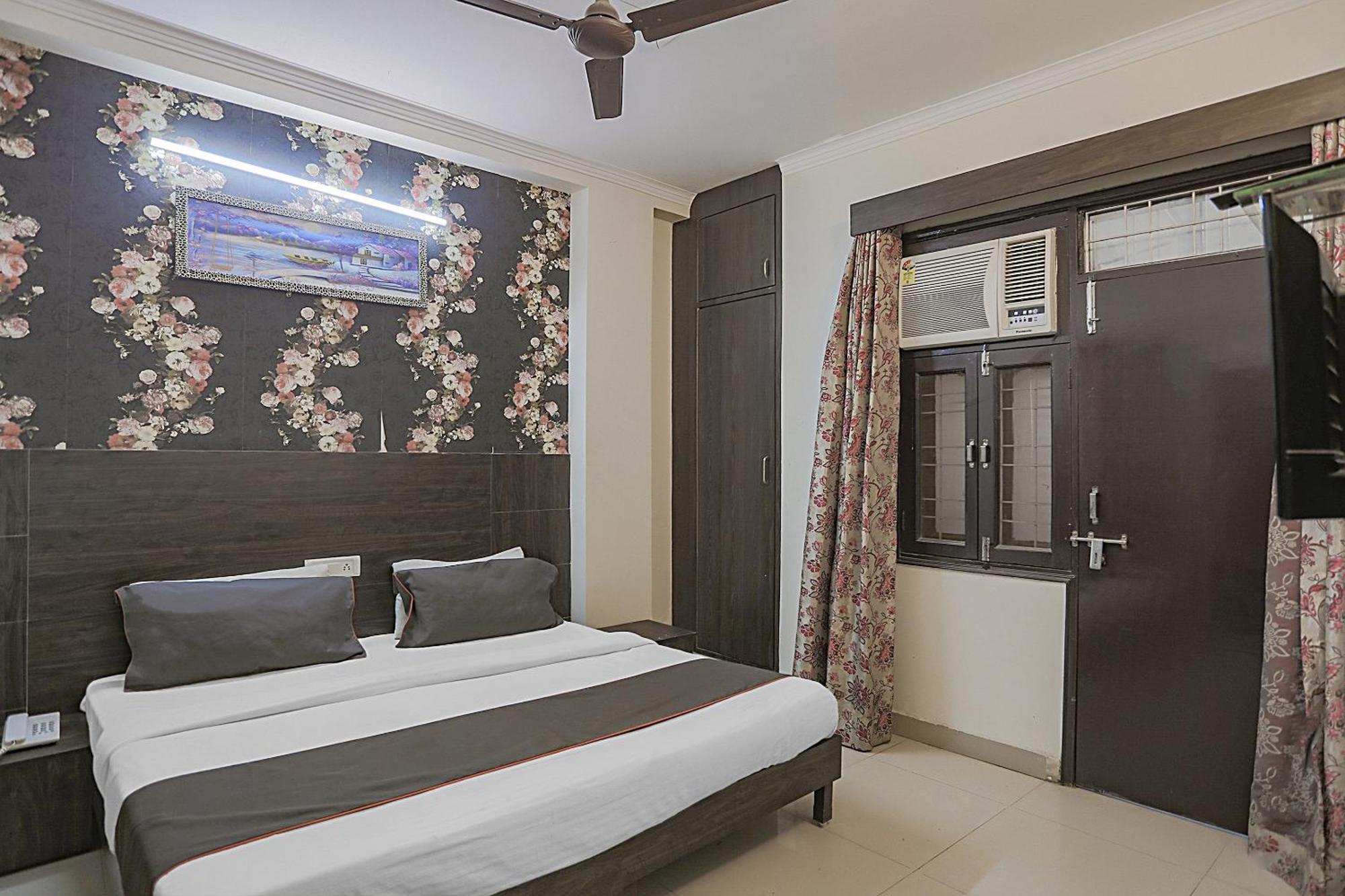 Capital O 84115 Hotel Sun Villa Nuova Delhi Esterno foto