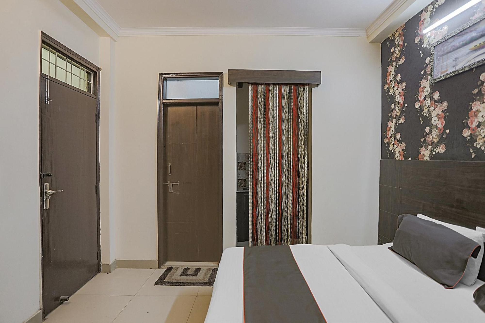 Capital O 84115 Hotel Sun Villa Nuova Delhi Esterno foto
