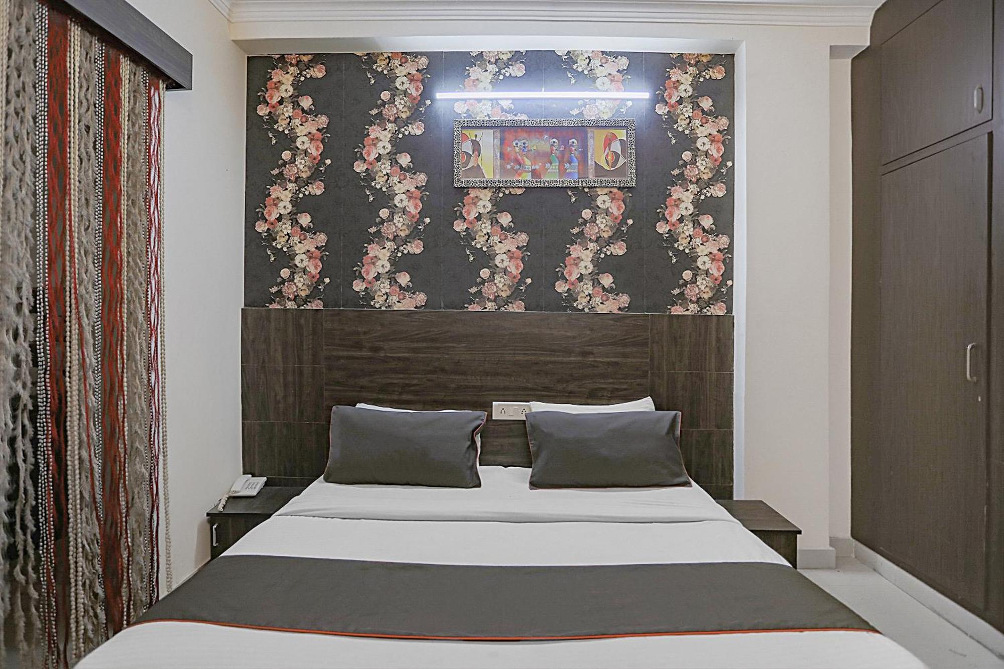 Capital O 84115 Hotel Sun Villa Nuova Delhi Esterno foto