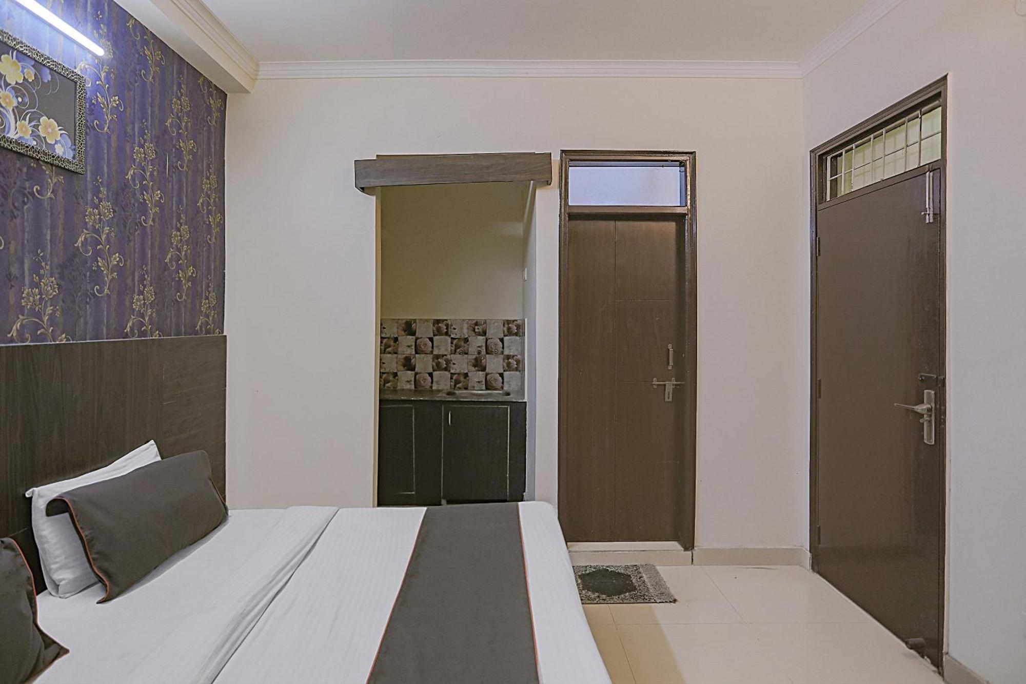 Capital O 84115 Hotel Sun Villa Nuova Delhi Esterno foto