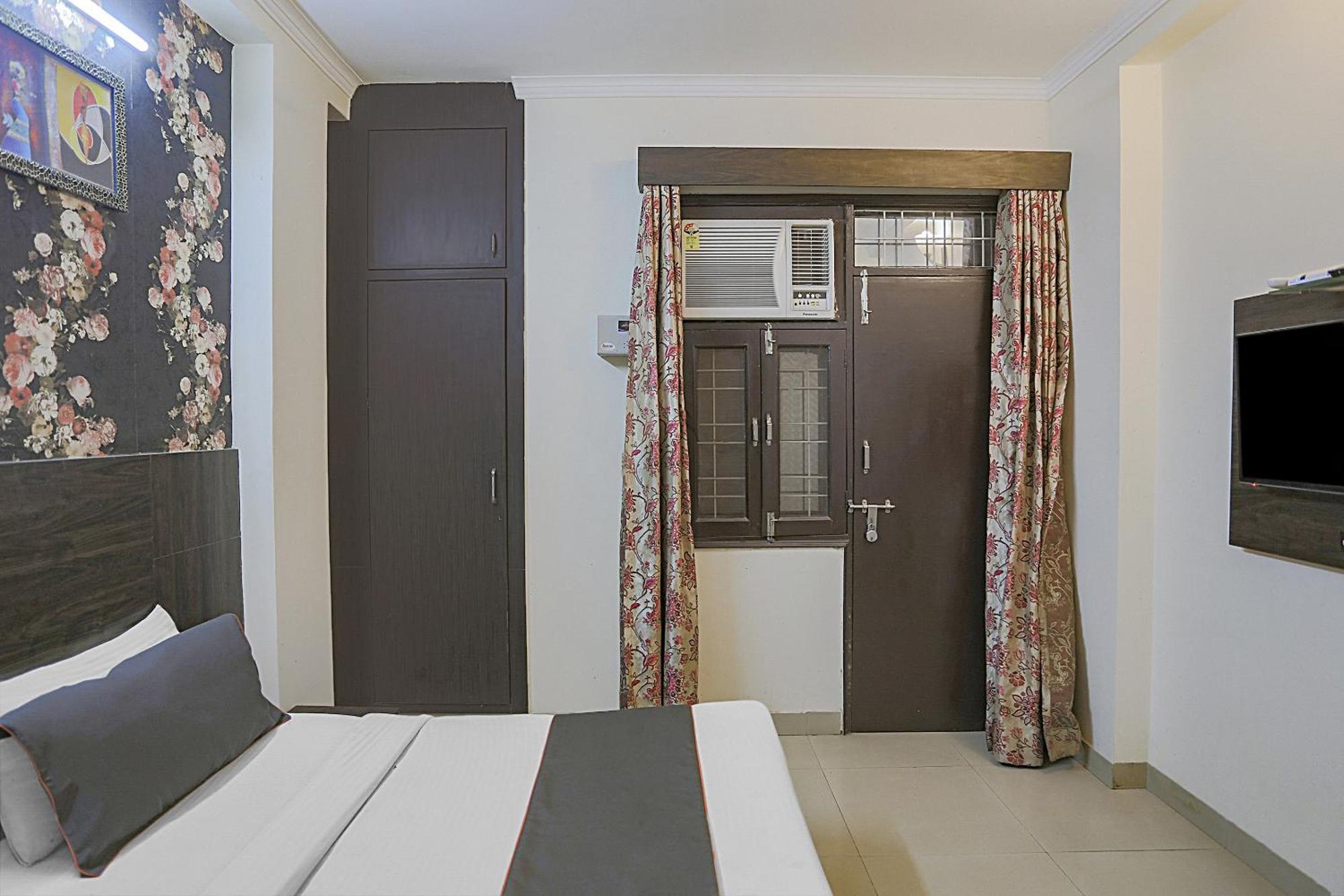 Capital O 84115 Hotel Sun Villa Nuova Delhi Esterno foto